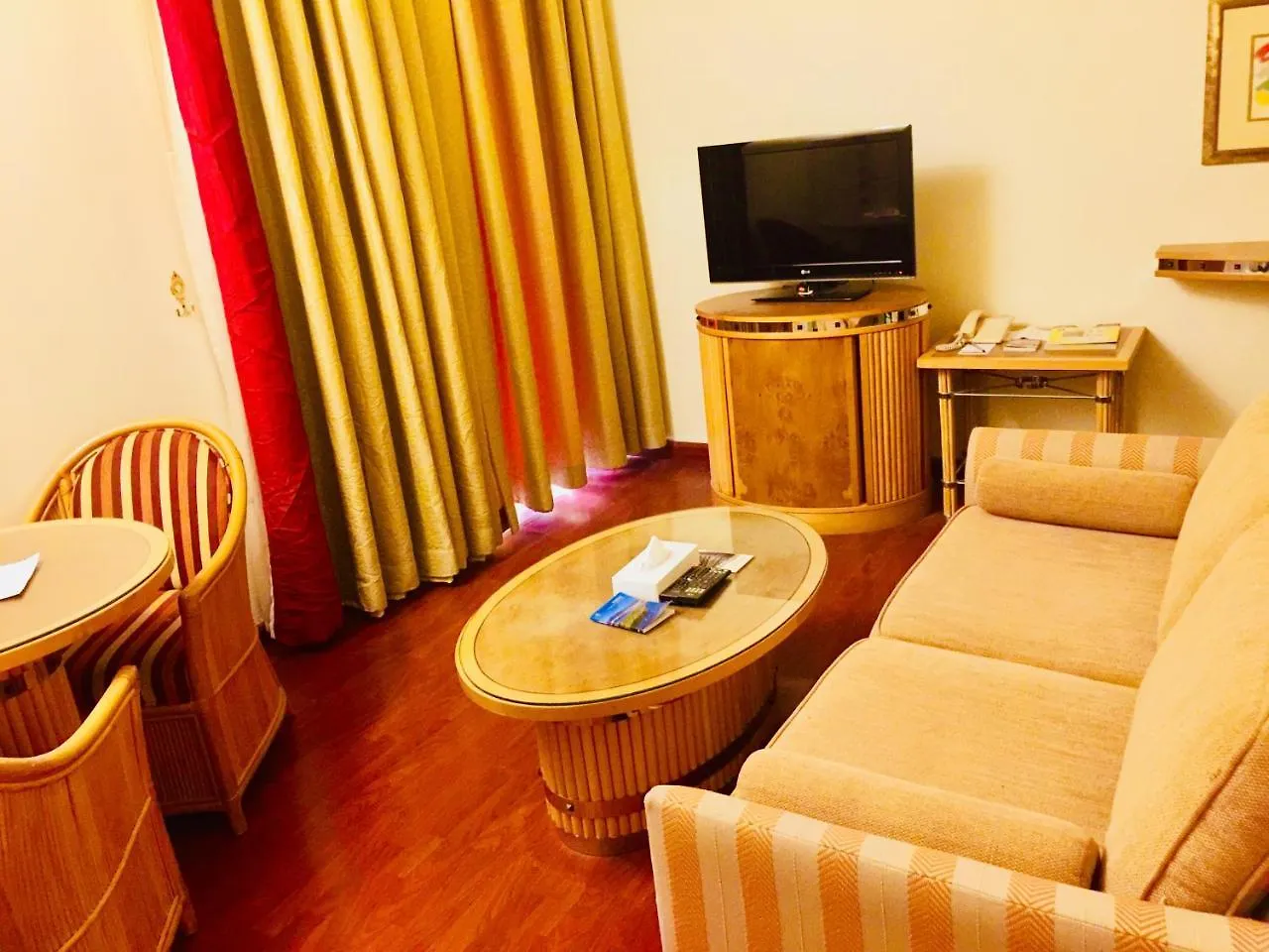 Prime Tower Hotel Şarja